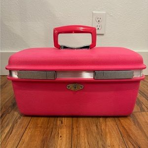 Barbie Pink Royal Traveller Case